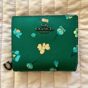 Coach Green Floral Snap Wallet - Like New!